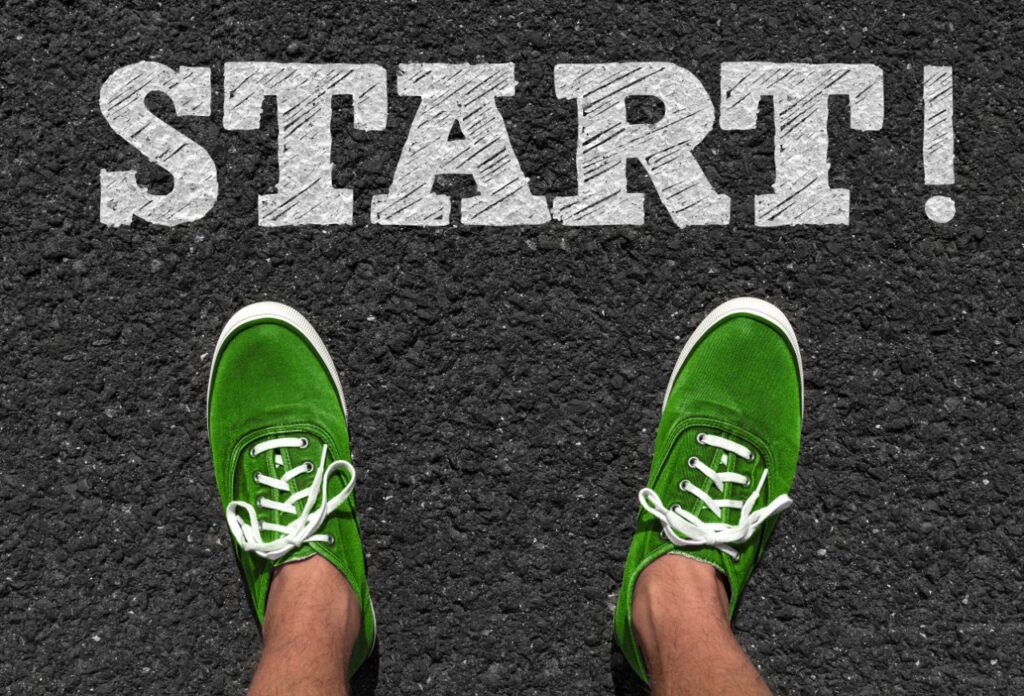 スタートラインに立つ男性